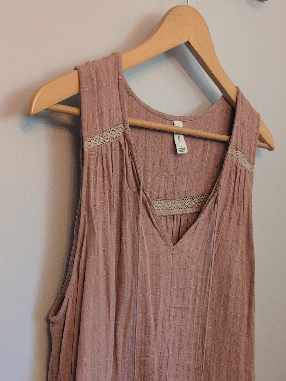 Gentle Fawn Sleeveless Lace-Trim Taupe Women’s Top
